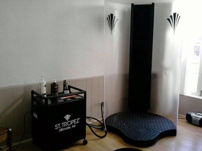 spraytan room