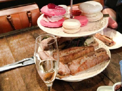 Champagne & Fromage image