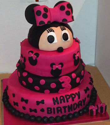Minnie Cake
