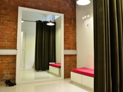 London Fitting Rooms image
