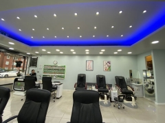 St. Tropez Spa image