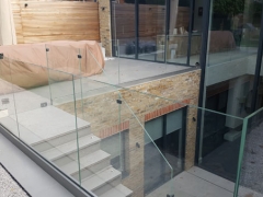 MDM Glass & Glazing image