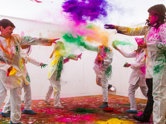 Play Holi in the City image