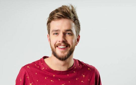 Laugh Train Home Comedy ft Iain Stirling image