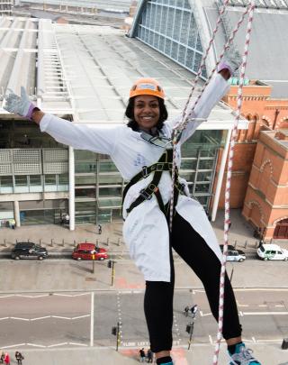 Cancer Research UK Abseil image
