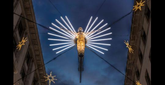 St James's Christmas Light Switch-On image