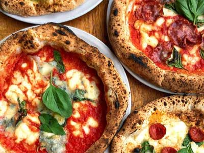 How to make the perfect Friday night pizza! image