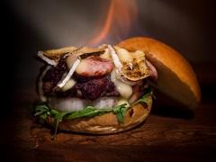 Haché lights up the last day of Christmas with its unique Flambe Burger image