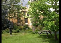 Visit the Lambeth Palace Gardens image