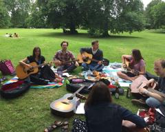 Guitar Social's group classes and jam sessions image