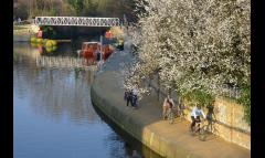 Exploring the River Lea by Bike & Gallery Tour image