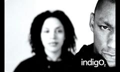 Tricky performing 'Maxinquaye' with Martina Topley-Bird image