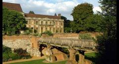 Time Travellers Go... Ghosts and Ghouls at Eltham Palace image