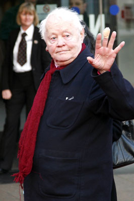 Dudley Sutton, Leatherheads Premiere in Leicester Square