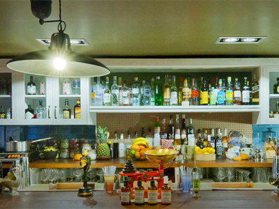 Join a cocktail academy image