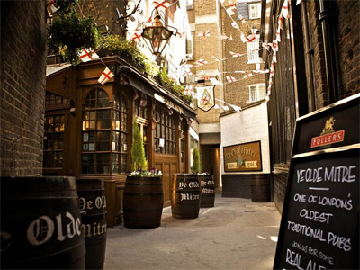 Drink in London’s Oldest Boozer image