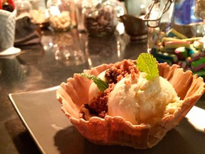Make your own ice cream at Gordon Ramsay's restaurant picture