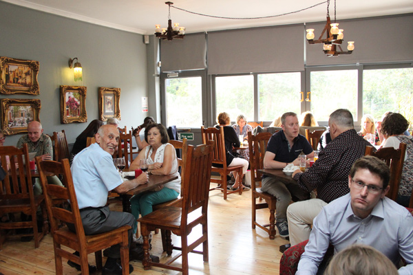 Mora Meza Bar & Restaurant image