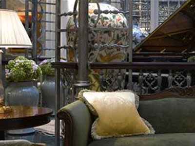Thames Foyer