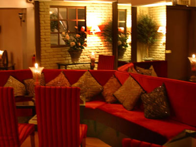 Utopia Wine Bar - Restaurant Picture