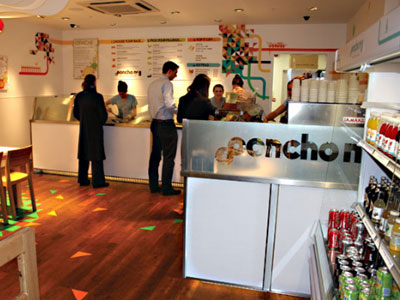 Poncho 8 St. Paul's