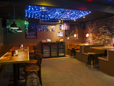 Tommi's Burger Joint Picture