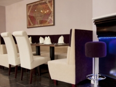 Carlton Lounge image