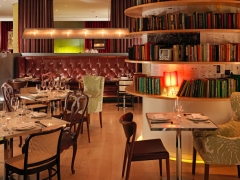 St Martins Lane Kitchen image