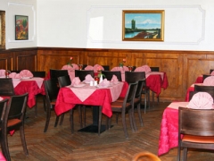 Erebuni Restaurant, Bar & Lounge image