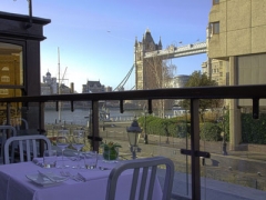 Riverlounge Italian image