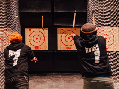 Try urban axe throwing image
