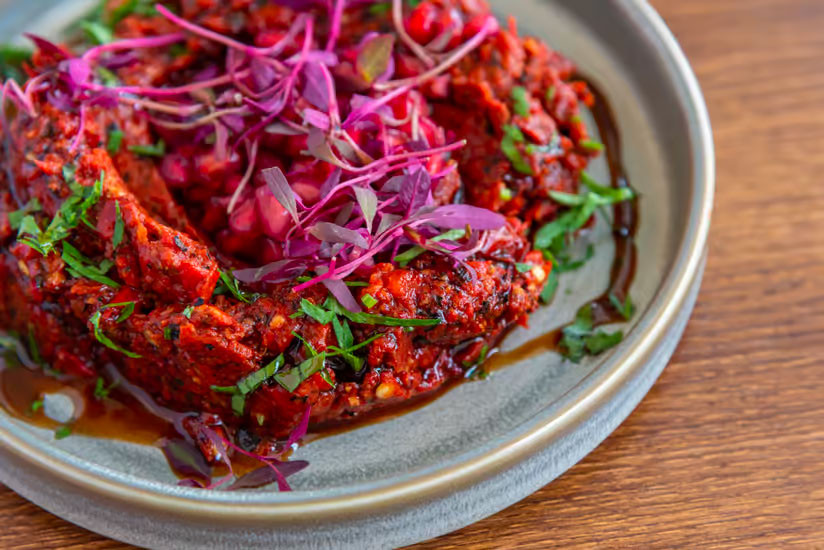 Try Syrian food by the chef who fled war-torn Damascus picture