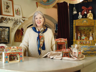 Browse and buy Victorian-era toys picture