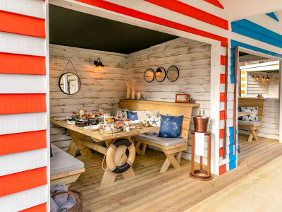 Dine in a beach hut...in Knightsbridge image