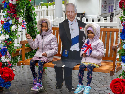 Wembley Park provides iconic backdrop as hundreds brave the rain to watch Coronation of King Charles III image