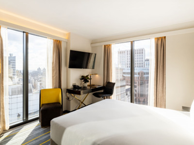Where To Stay In The Capital: Hotel Saint image