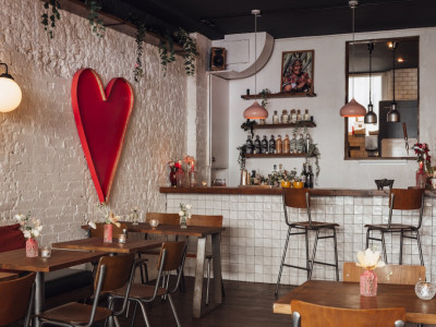 Doña, Dalston’s Cocktail Hotspot To Open Restaurant image