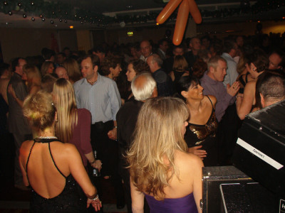 Radlett 35s to 60s + party for singles and couples image