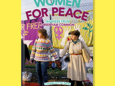Women for peace: Greenham Common image