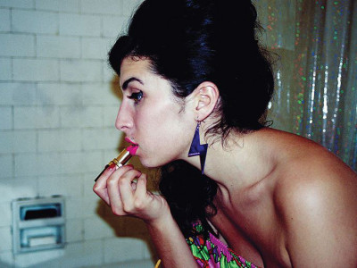 Amy: Beyond the Stage image