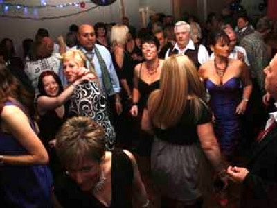 Chigwell 35s to 60s Plus Party for Singles & Couples image