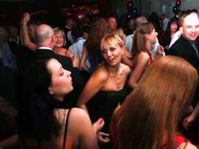 ESHER 35s to 60s Plus Party for Singles & Couples - Friday 8th July image