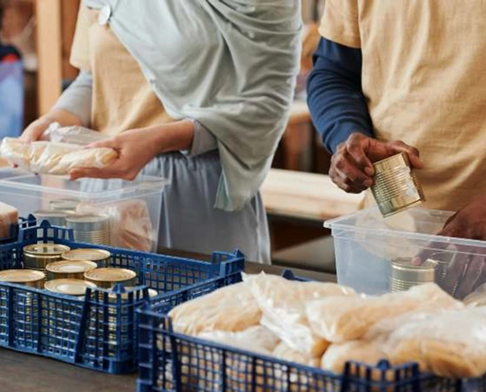Merton’s Community Fridge - Food storage volunteer image