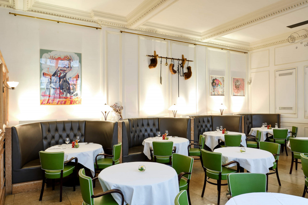 The Brasserie - where the City meets for breakfast, lunch and dinner