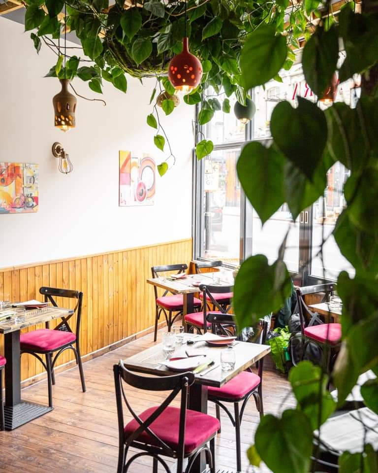 Mera Bar and Restaurant Picture