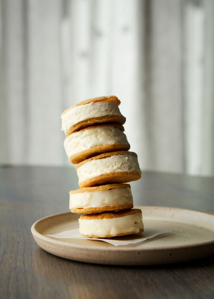 Ice-cream sandwich