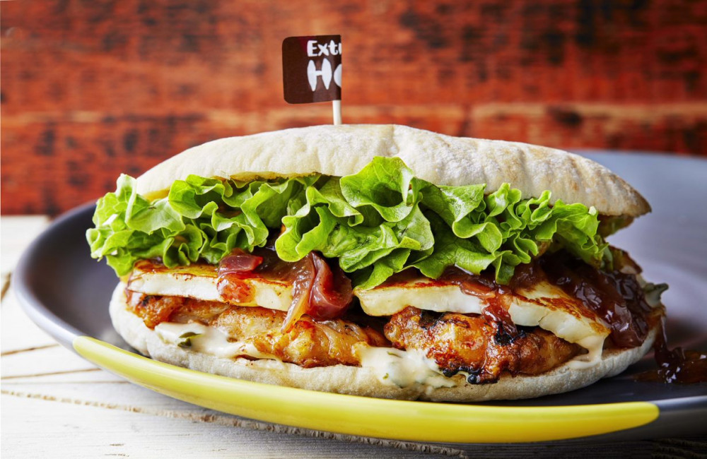 Nando's Chickenland image