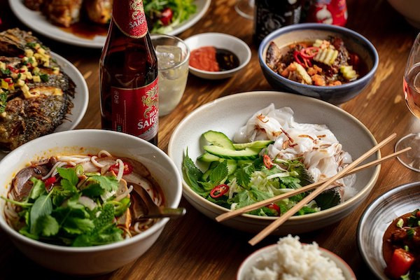 VISITING VIETNAM ON PHỞ MILE image