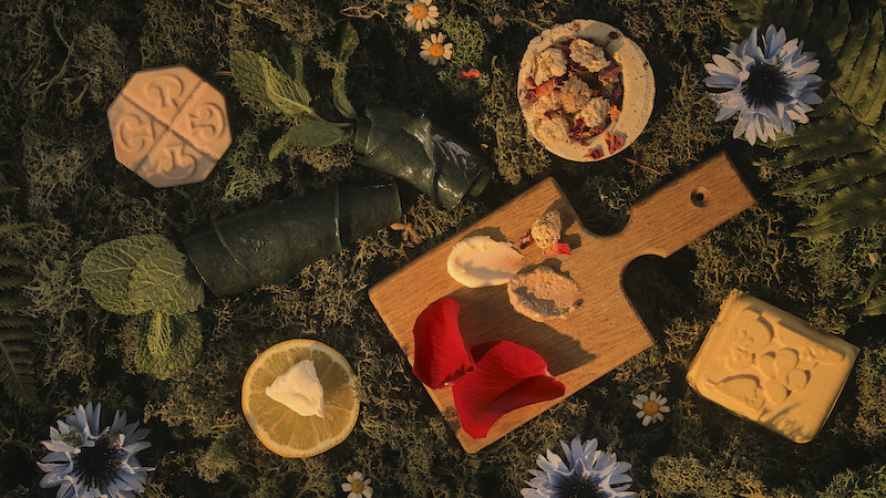 A LUSH FACIAL TO CURE THE JANUARY BLUES image